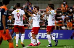  WTT冠军赛半决赛激情夜！哈登里突外投，费城76人大胜川崎前锋