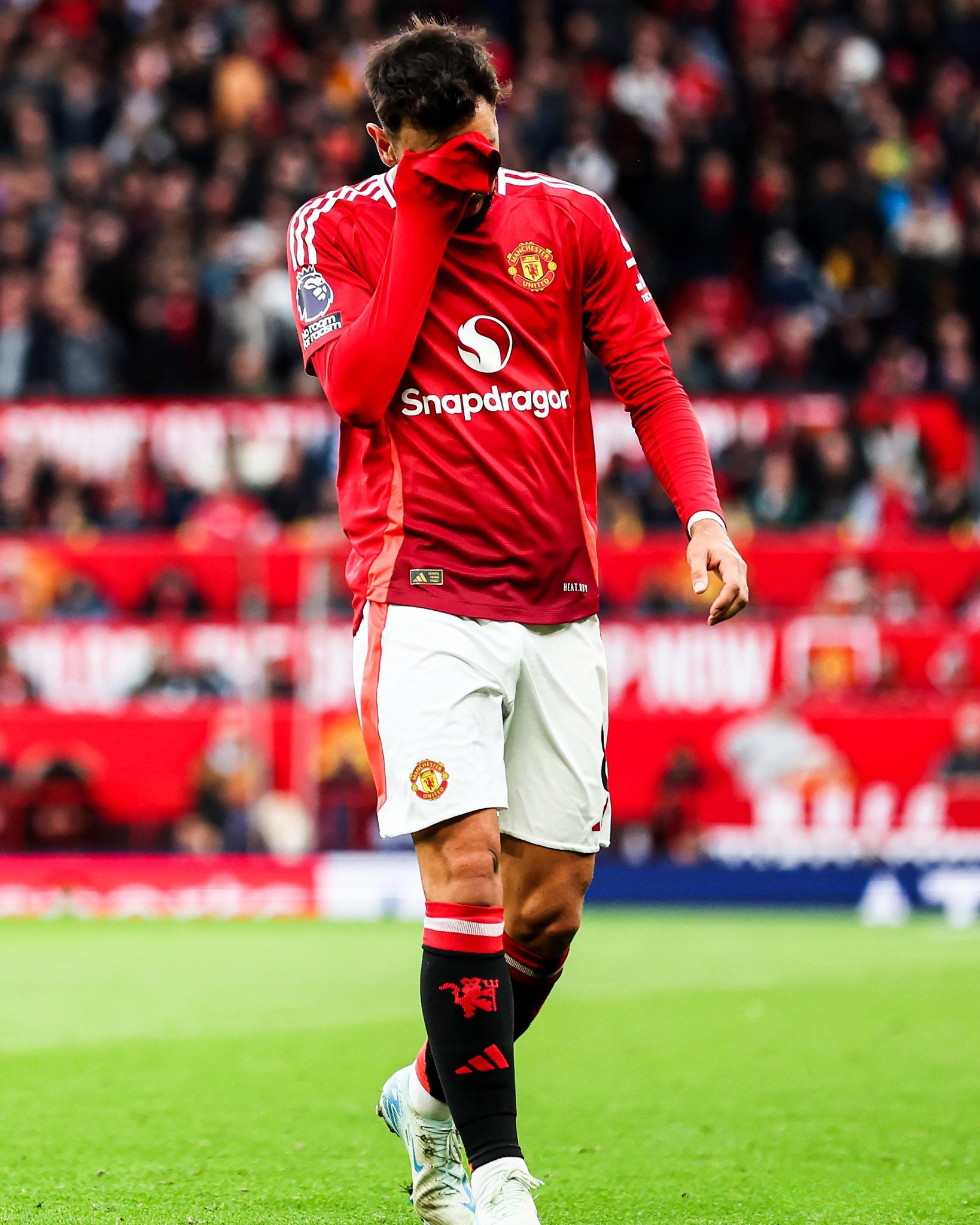 关于布鲁诺·费尔南德斯赛点兑现，纽约尼克斯淘汰明尼苏达森林狼晋级四强，主帅激动落泪的信息